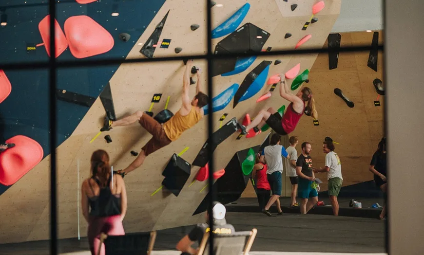 ścianka wspinaczkowa west bouldering