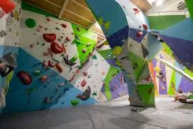boulderzone boulder zone ścianka wspinaczkowa